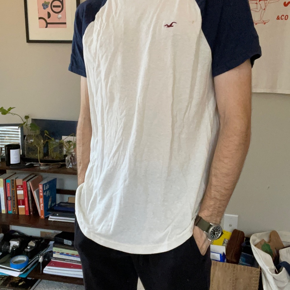 Hollister Men’s Baseball Tee